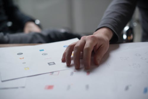 logo makes first impression, Importance of Company Logo