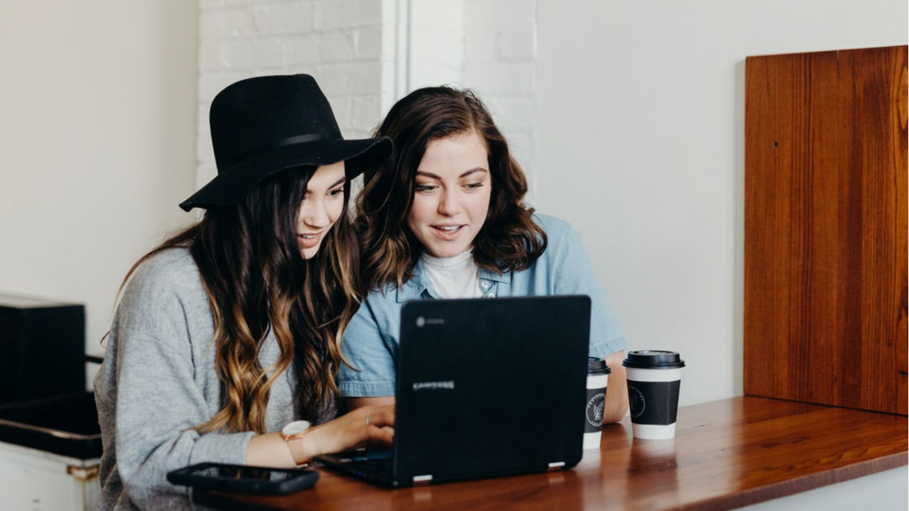 Building An Active Blogging Community Website