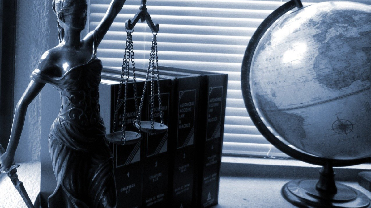 lawyer