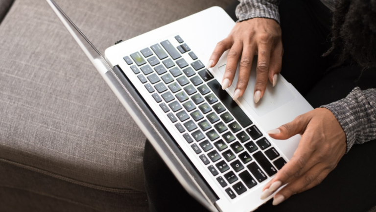 Crowdfunding WordPress Themes