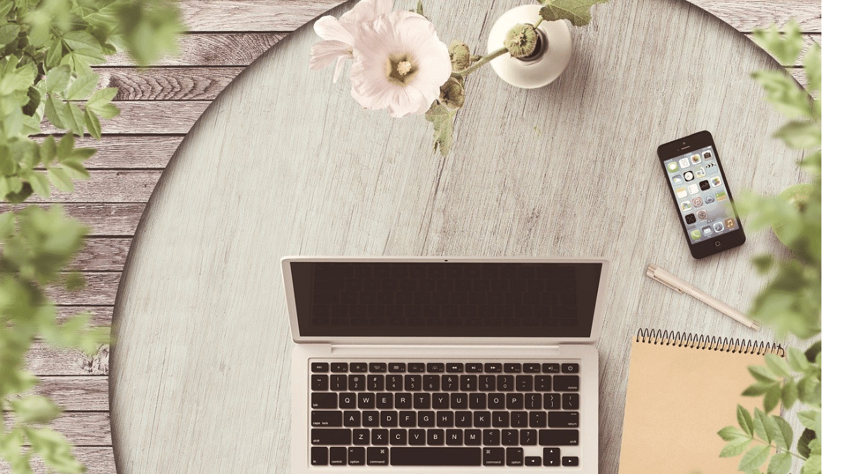 How To Manage A Sustainable Online Community