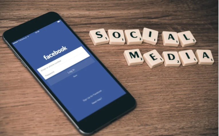 Add Social Media Icons to WordPress